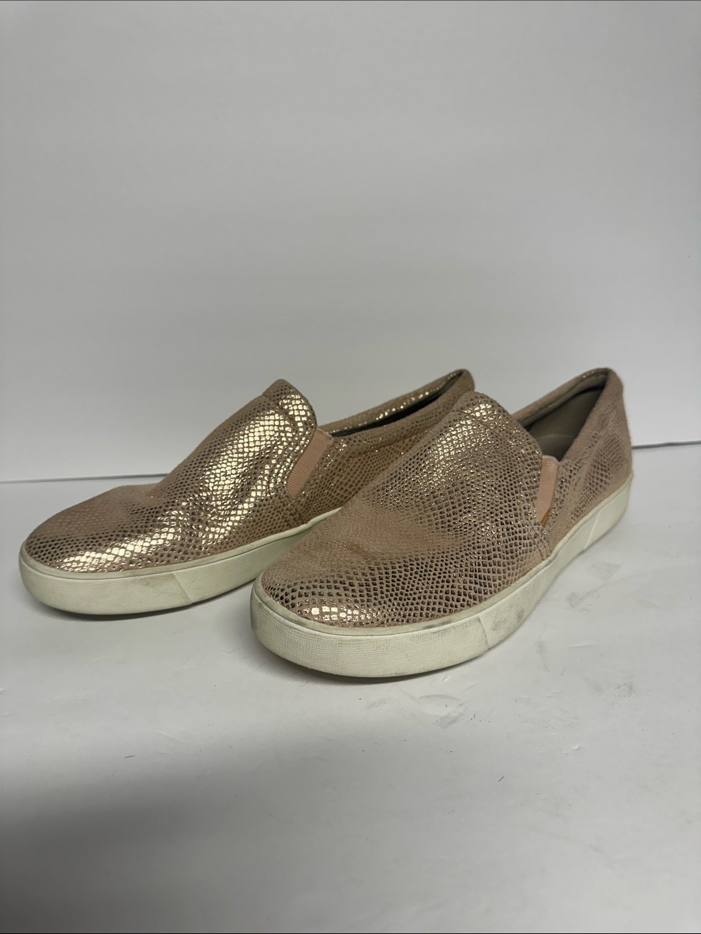 Naturalizer pink loafers women’s size 8.5